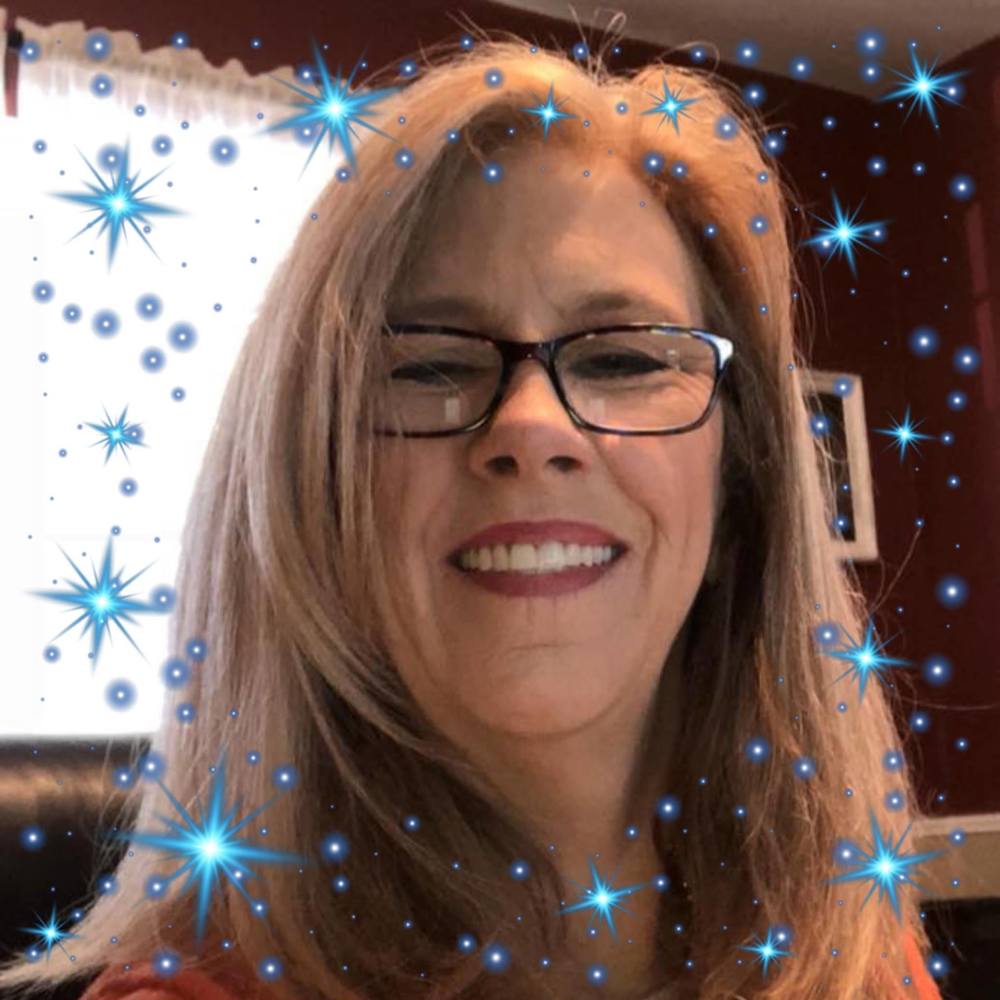 Meet your Posher, Debbie